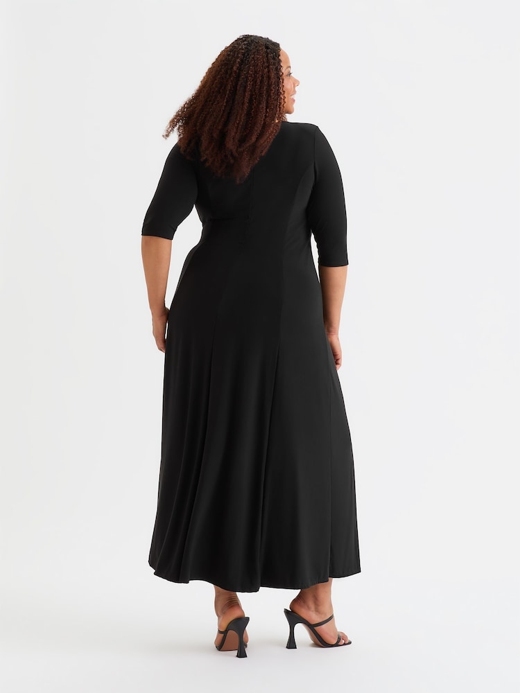 Scarlett & Jo Black Solid Ruched Maxi Gown - Image 4 of 4 Scarlett & Jo Black Solid Ruched Maxi Gown - Image 4 of 4