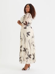 Scarlett & Jo Cream Verity Print Maxi Gown - Image 3 of 5
