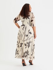 Scarlett & Jo Cream Verity Print Maxi Gown - Image 4 of 5