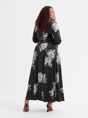 Scarlett & Jo Black Verity Velvet Maxi Dress - Image 4 of 4