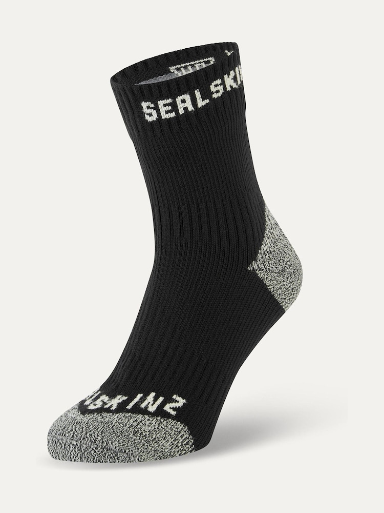 Sealskinz Dunton Waterproof All Weather Ankle Length Socks With Hydrostop - Image 1 of 2