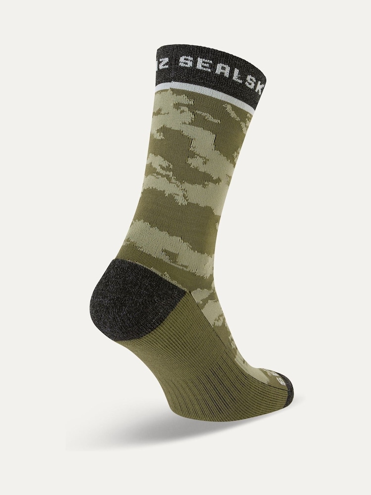 Sealskinz Green Reepham Mid Length Jacquard Active Socks - Image 2 of 2