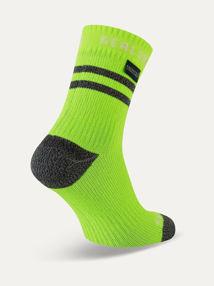 Sealskinz Mautby Waterproof Warm Weather Ankle Length Socks With Hydrostop - Image 2 of 2