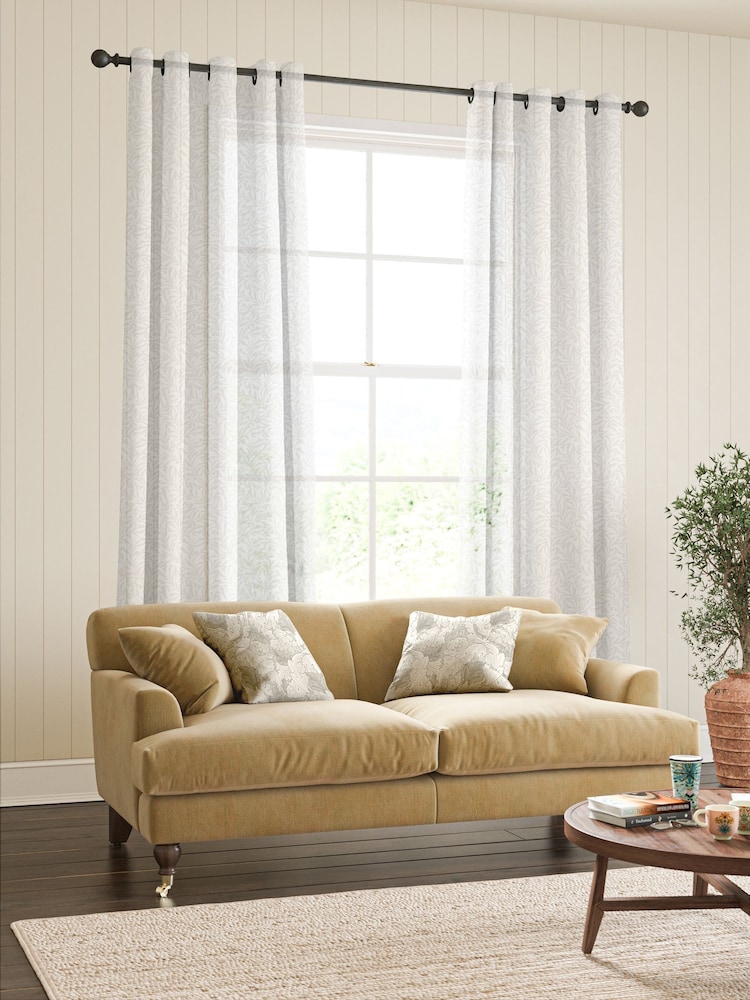 William Morris At Home Oat Willow Bough Sheer Made To Measure Curtains - Image 2 of 5