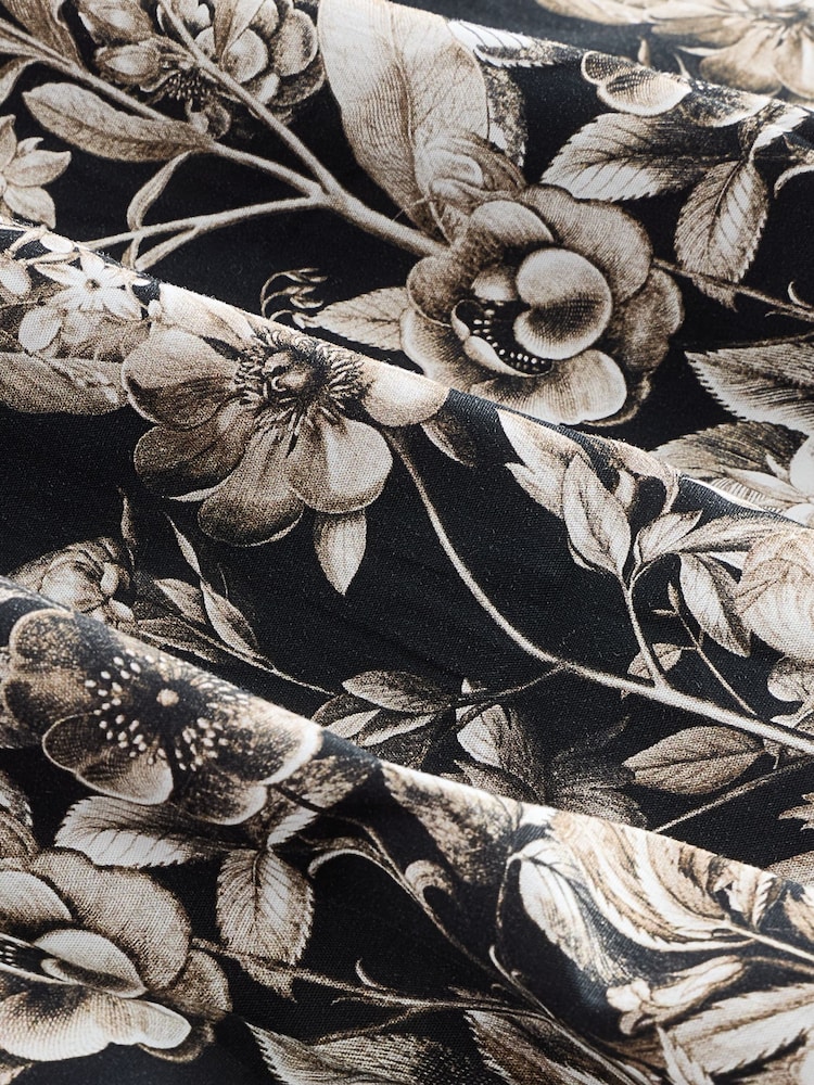 Black Mono Regular Fit Kew Collection 100% Cotton Floral Short Sleeve Shirt - Image 3 of 3