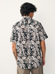 schwarz/monochrom - Kew Kollektion – Kurzarmhemd aus 100 % Baumwolle mit Blumenmuster - Bild 6 von 7