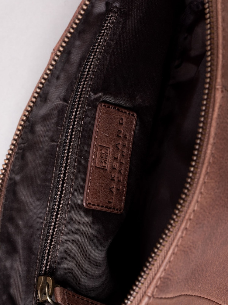 Lakeland Leather Brown Hutton Wash Bag - Image 5 of 5