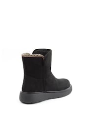 Heavenly Feet Faux Fur Lined Karla Ankle Boots - Image 4 of 6
