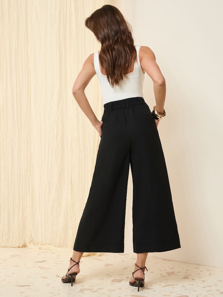 Schwarz - Friends Like These Linen Look Tailored Crop Trousers - Bild 2 von 5