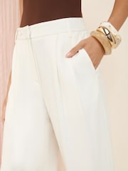 Blanc - Pantalon Friends Like These large ajusté avec lin - Image 2 of 5