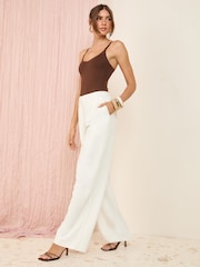 Blanc - Pantalon Friends Like These large ajusté avec lin - Image 3 of 5
