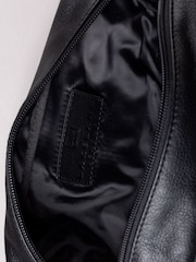 Lakeland Leather Black Shoregill Wash Bag - Image 5 of 5