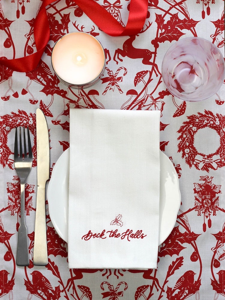 Avalon Home Set of 4 White Christmas Collection Gift Box 100% Cotton Napkins - Image 4 of 6