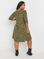 Yours Curve Black Floral Pocket Dress - Image 3 of 5