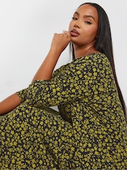 Yours Curve Black Floral Pocket Dress - Image 4 of 5