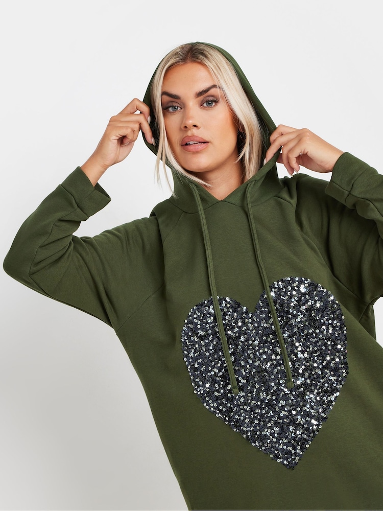 Vestido tipo sudadera con capucha y diseño de corazón de Yours Curve - Imagen 2 de 5 Vestido tipo sudadera con capucha y diseño de corazón de Yours Curve - Imagen 2 de 5