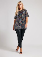 Yours Curve Black London Sequin Swing Top - Image 3 of 6