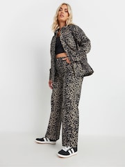 Yours Curve Natural Leopard Print Twill 100% Cotton Jacket - Image 2 of 6
