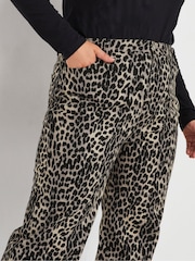 Yours Curve Brown Wide Leg Leopard Jeans - Image 6 of 7