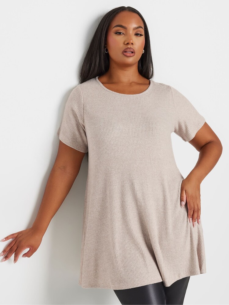 Yours Curve Soft Touched Ribbed T-Shirt - Bild 1 von 5