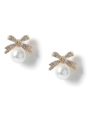 Aela Gold Tone Pearl Bow Stud Earrings - Bild 2 von 3