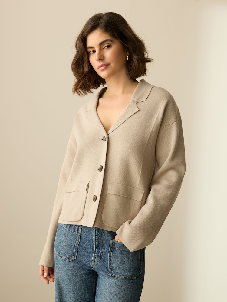 Neutrale Farbe - 100% Cotton Smart Knitted Blazer - Bild 2 von 9 Neutrale Farbe - 100% Cotton Smart Knitted Blazer - Bild 2 von 9