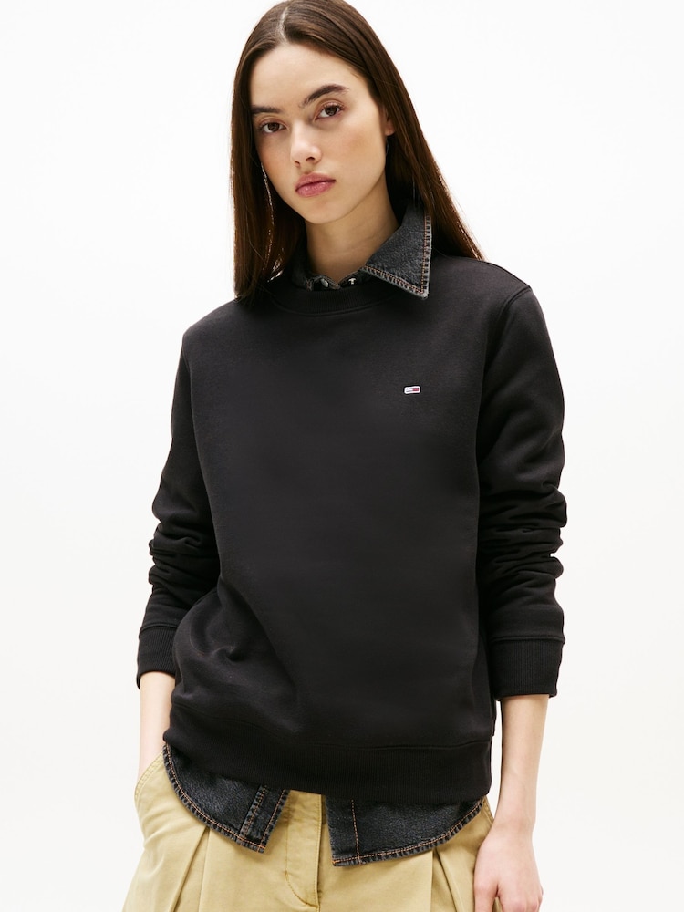 שחור - Tommy Jeans Flag Crew Jumper - תמונה 1 מתוך 7