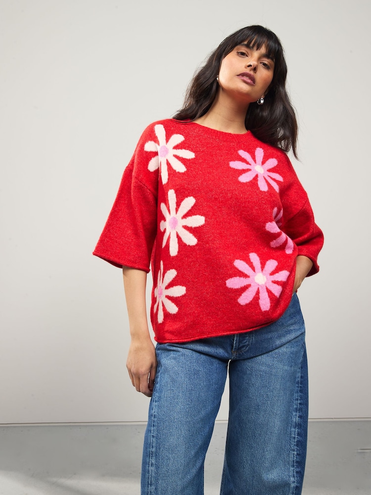 Pink Floral Graphic Print Pattern Knitted Half Sleeve Top - Image 1 of 7 Pink Floral Graphic Print Pattern Knitted Half Sleeve Top - Image 1 of 7