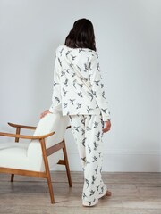 Chelsea Peers White Chelsea Peers White Maternity Organic Cotton Hummingbird Print Long Pyjama Set - Image 2 of 5
