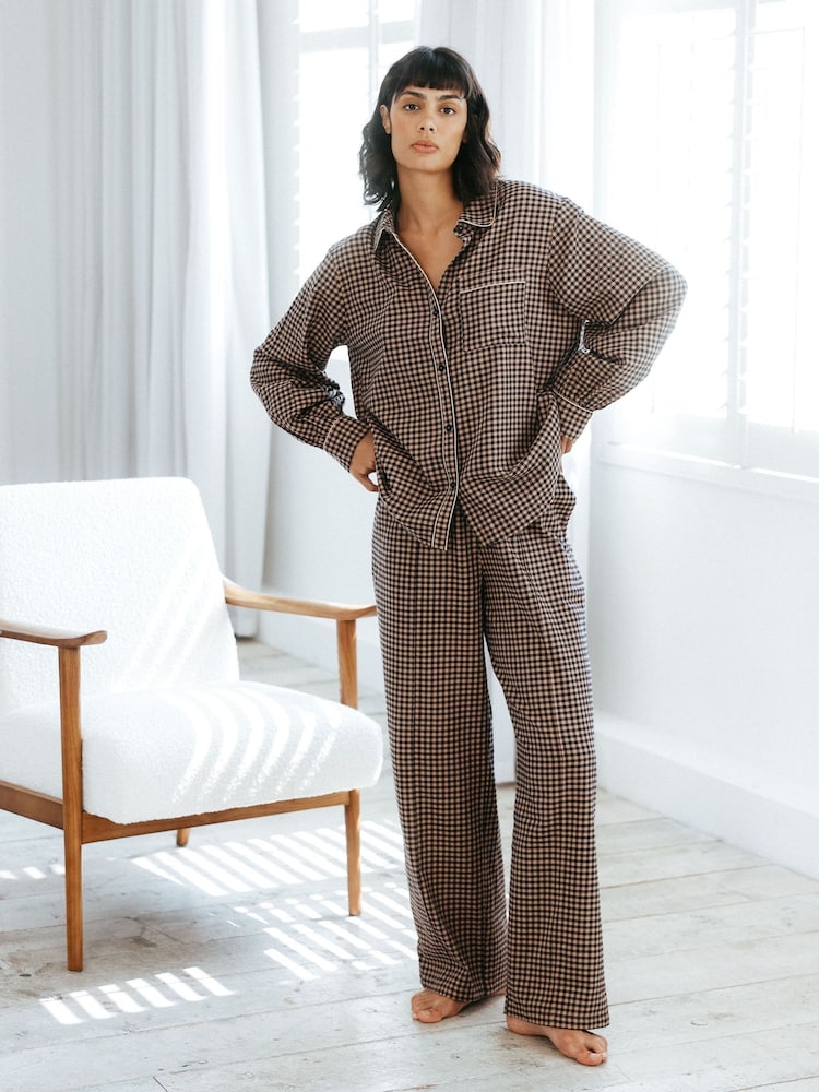 Chelsea Peers 100% langes Pyjama-Set aus Bio-Baumwolle mit Vichy-Karo - Bild 1 von 5 Chelsea Peers 100% langes Pyjama-Set aus Bio-Baumwolle mit Vichy-Karo - Bild 1 von 5