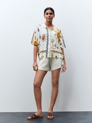 Abstract Sunshine Knitted Collared Short Sleeve Shirt With Linen - Image 2 of 8
