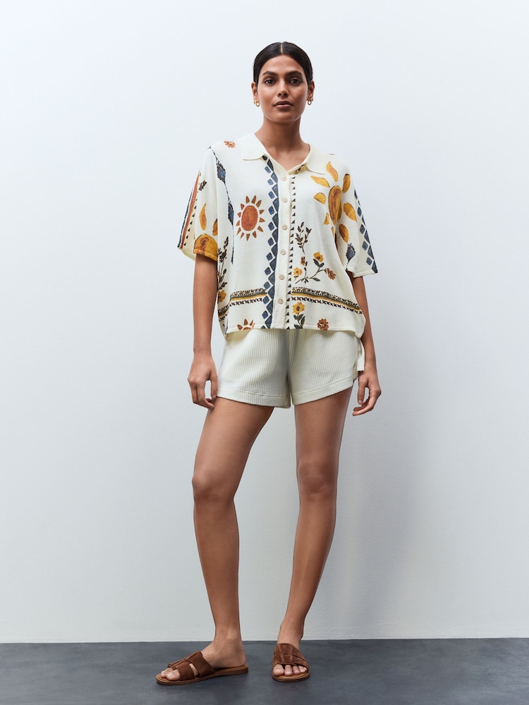 Abstract Sunshine Knitted Collared Short Sleeve Shirt With Linen - Image 2 of 8