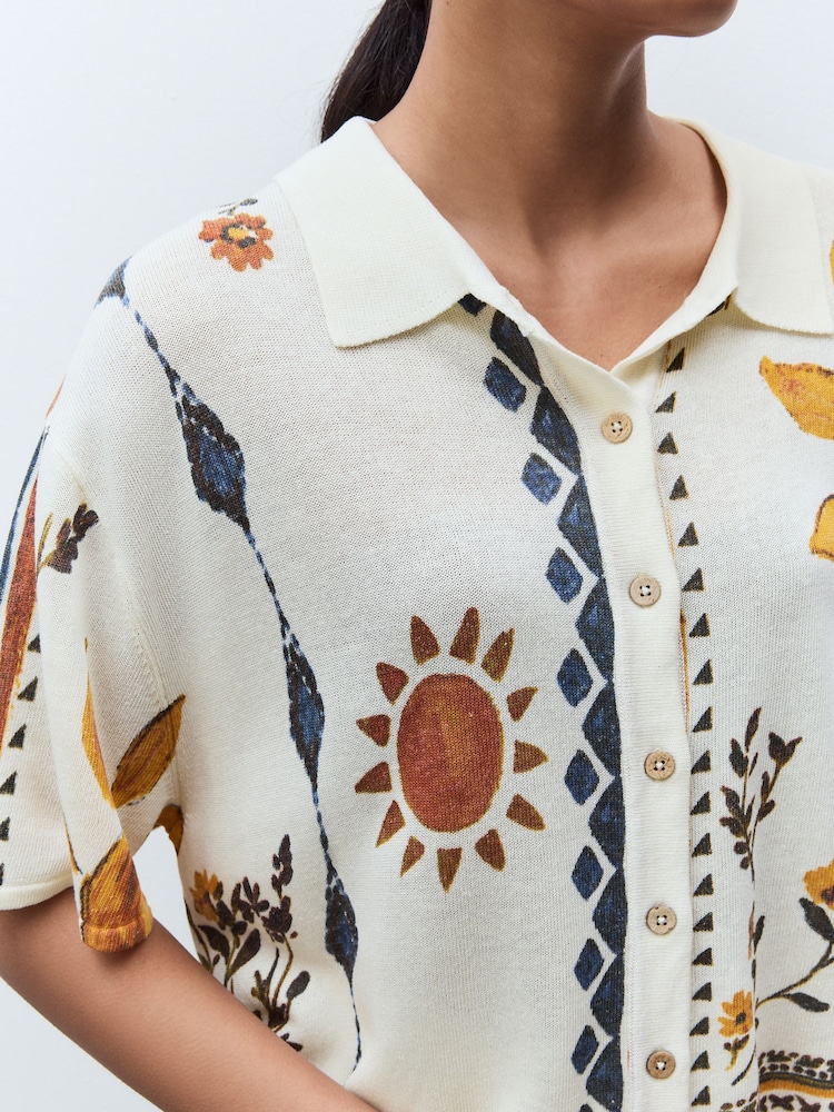 Abstract Sunshine Knitted Collared Short Sleeve Shirt With Linen - Image 5 of 8