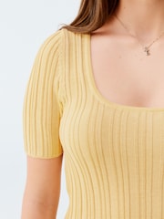 Geel - Fine Knit Ribbed Scoop Neck T-Shirt - Image 5 of 8