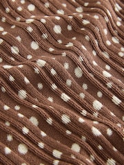 Tache brune - T-shirt en maille fine côtelé à encolure dégagée - Image 6 of 7