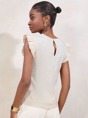 Lipsy Crochet Detail Ruffle Short Sleeve Top - Imagen 4 de 5