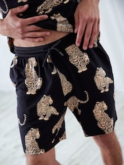 Chelsea Peers Kurzer Pyjama mit Leopardenmuster - Bild 4 von 5