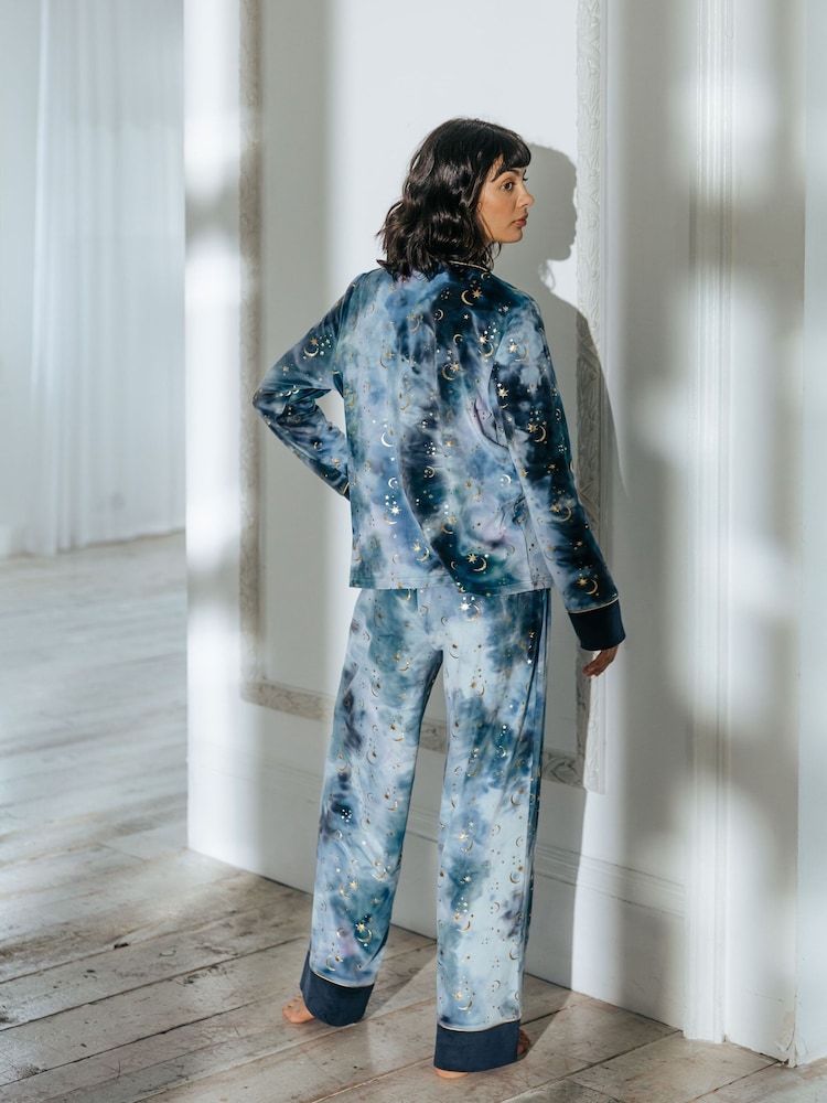 Chelsea Peers Blue Tie Dye Velour Gold Foil Moons & Stars Long Pyjama Set - Image 5 of 5
