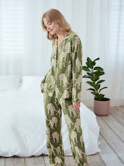 Chelsea Peers Green Organic Cotton Giraffe Print Long Pyjama Set - Image 1 of 5