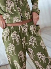 Chelsea Peers Green Organic Cotton Giraffe Print Long Pyjama Set - Image 3 of 5
