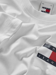 Tommy Jeans White Slim 100% Cotton Essential Flag T-Shirt - Image 7 of 7