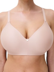 Chantelle C Jolie Smooth Non Wired T-Shirt Bra - Image 3 of 3