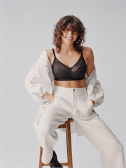 Chantelle Norah Soft Feel Non Wired Support Bra - Image 1 of 4