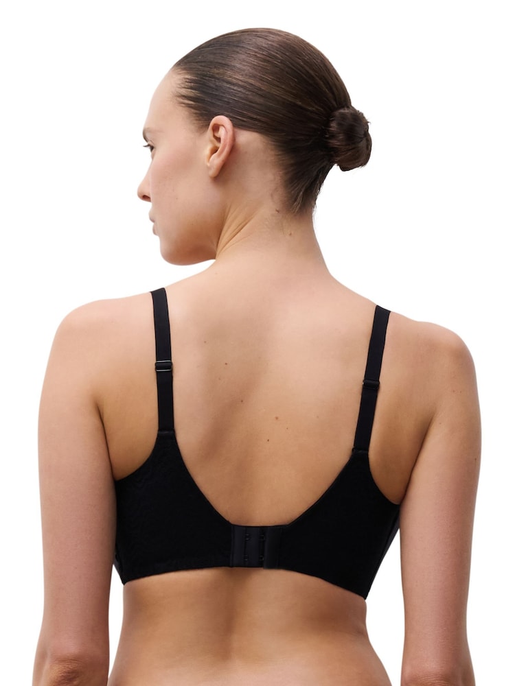 Negro - Chantelle C Jolie Smooth Non Wired T-Shirt Bra - Imagen 2 de 4
