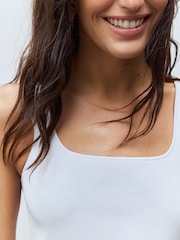 White Ecru Square Neck Scalloped Edge Knitted Vest - Image 4 of 8