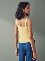 Yellow Square Neck Scalloped Edge Knitted Vest - Image 2 of 7