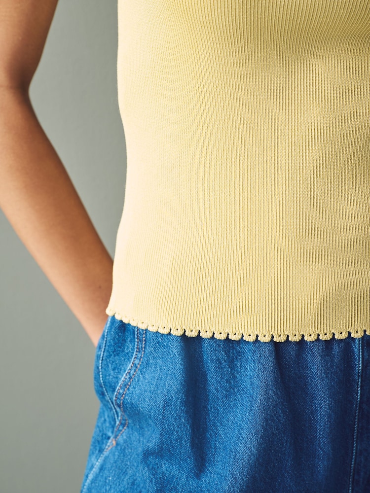 Yellow Square Neck Scalloped Edge Knitted Vest - Image 3 of 7