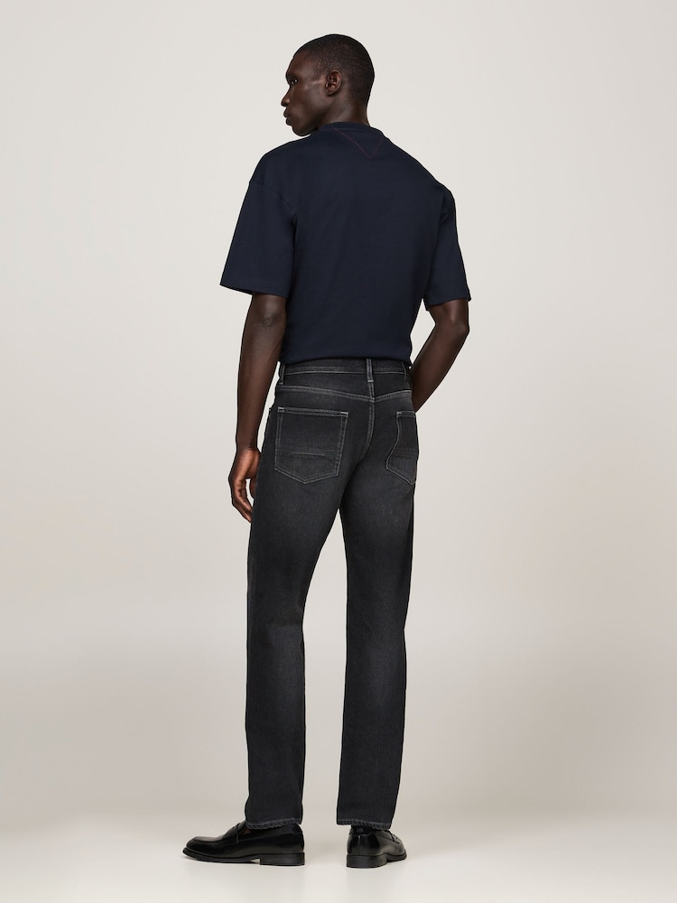 Negro - Vaqueros rectos Mercer de Tommy Hilfiger de corte regular - Imagen 2 de 4