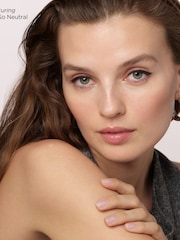 Elizabeth Arden Quad in Oh So Eye Shadow - Image 7 of 9