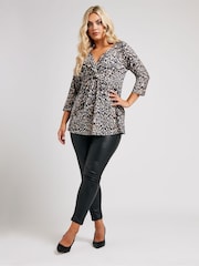 Yours Curve Natural London Leopard Print Knot Front Top - Image 3 of 6